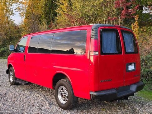 Used 2000 Chevrolet Express 3500 G3500 3dr Cargo Van w/ Convenience Pkg image 2