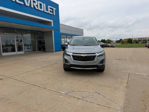 Used 2024 Chevrolet Equinox LT w/ LPO, Floor Liner Package AWD/4WD image 8