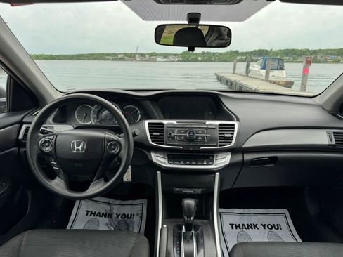 Used 2014 Honda Accord LX image 18