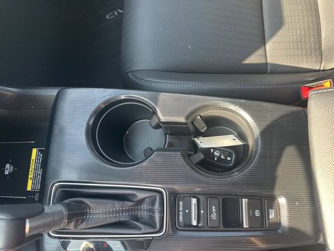 Used 2024 Honda Civic Touring image 11