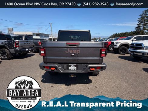 Used 2022 Jeep Gladiator Mojave w/ LED Lighting Group AWD/4WD image 6