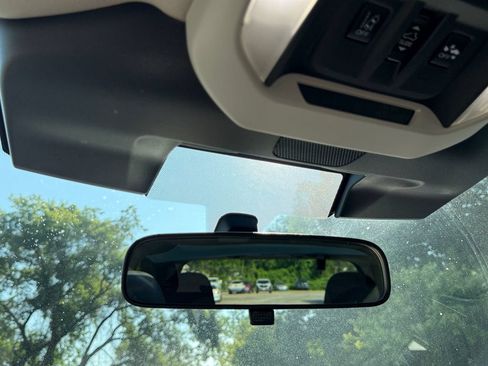 Certified 2023 Subaru Forester Sport AWD/4WD image 18