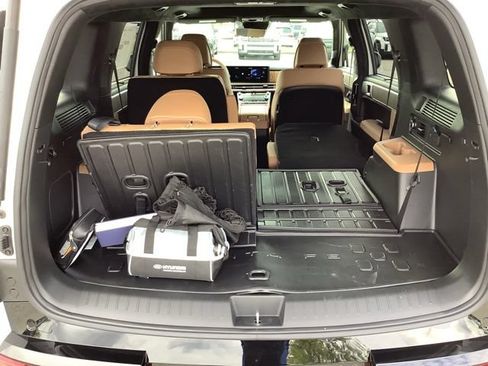 New 2026 Hyundai Santa Fe Calligraphy AWD/4WD image 13