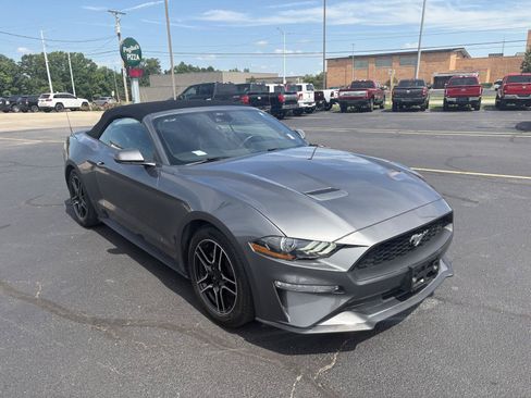 Used 2022 Ford Mustang Premium RWD image 2