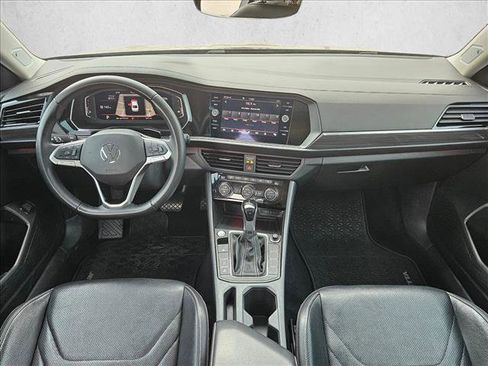 Used 2022 Volkswagen Jetta SEL image 18