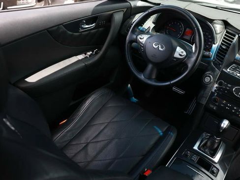 Used 2009 INFINITI FX35 2WD w/ Navigation Pkg image 18