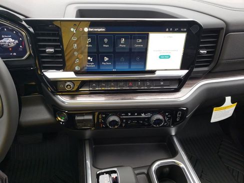 New 2026 Chevrolet Silverado 1500 LTZ w/ LTZ Premium Package AWD/4WD image 16