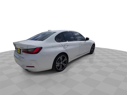 Used 2023 BMW 330e w/ Premium Package RWD image 8