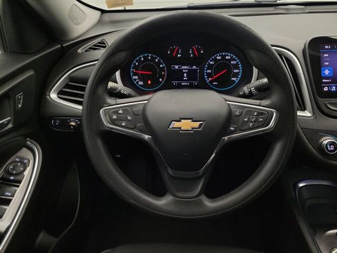 Used 2022 Chevrolet Malibu LT FWD image 22