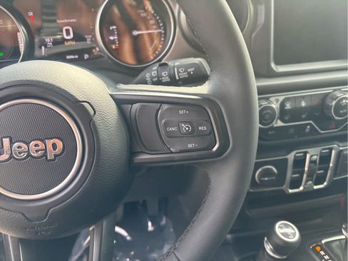 Used 2023 Jeep Wrangler Unlimited w/ Cold Weather Group AWD/4WD image 17