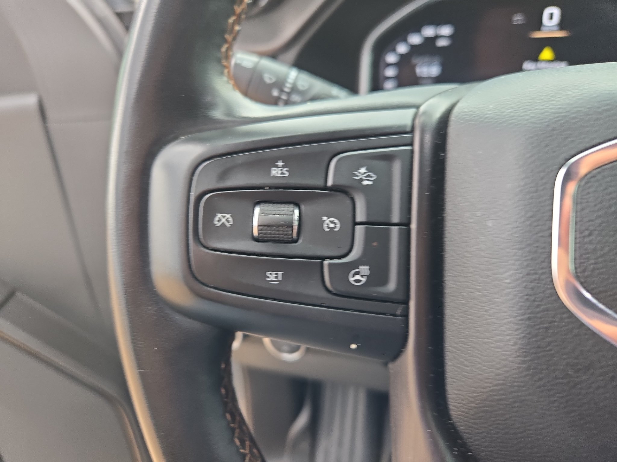 Used 2024 GMC Sierra 2500 AT4 w/ AT4 Premium Plus Package AWD/4WD image 29