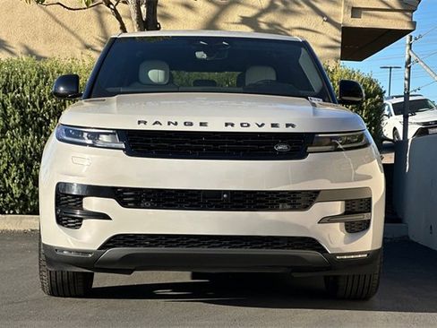 Certified 2024 Land Rover Range Rover Sport SE image 8