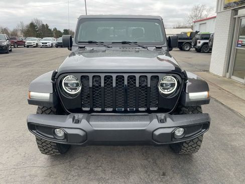 Used 2022 Jeep Gladiator Willys image 8