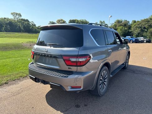 Used 2021 Nissan Armada SL w/ Midnight Edition Package RWD image 5