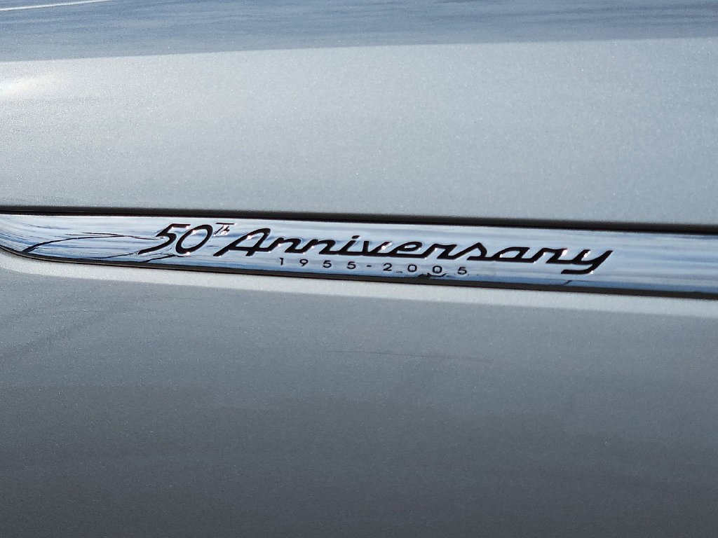 Used 2005 Ford Thunderbird RWD image 11
