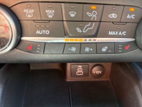 Certified 2025 Ford Escape ST-Line Select AWD/4WD image 35