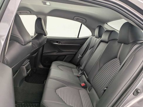 Used 2024 Toyota Camry SE FWD image 19