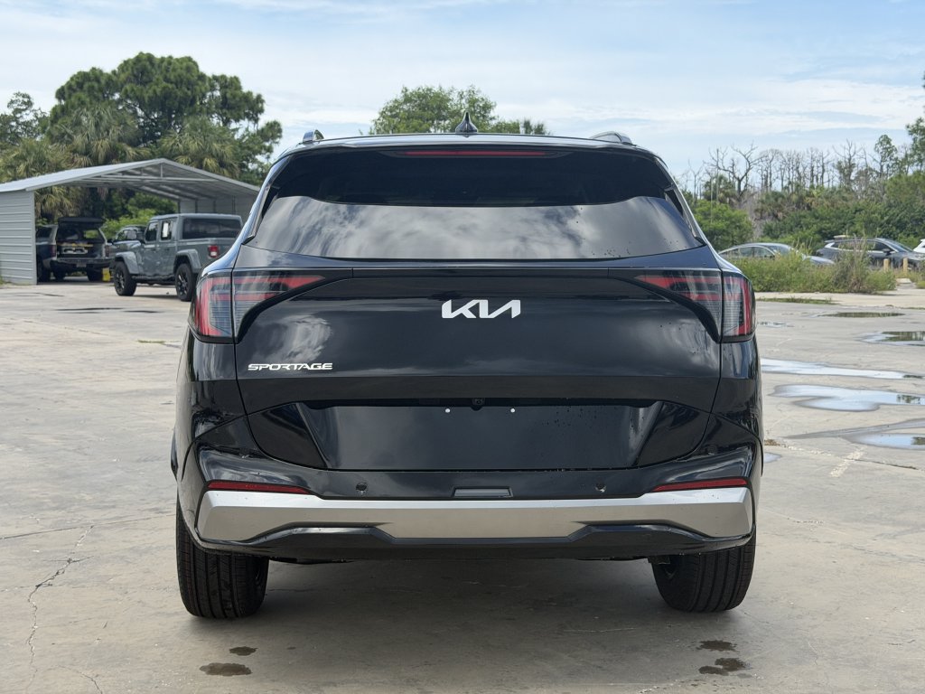 New 2027 Kia Sportage SX FWD image 5