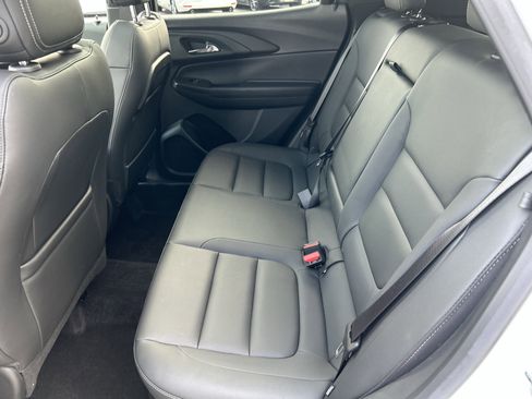 Used 2023 Chevrolet TrailBlazer ACTIV w/ Sun and Liftgate Package image 24