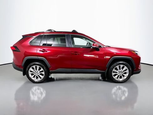 Used 2024 Toyota RAV4 XLE Premium image 3