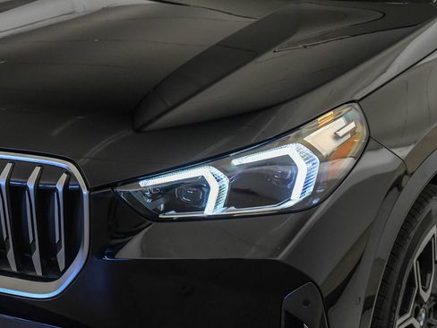 Used 2023 BMW X1 xDrive28i w/ Convenience Package AWD/4WD image 8