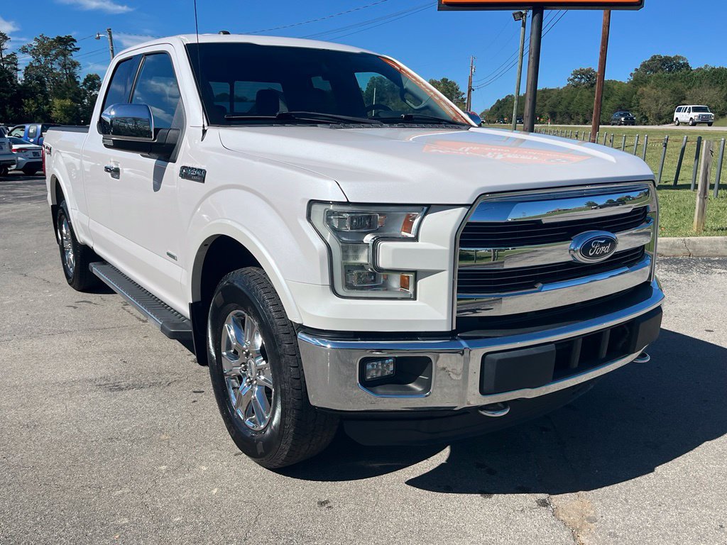 Used 2015 Ford F150 Lariat w/ Equipment Group 502A Luxury AWD/4WD image 2