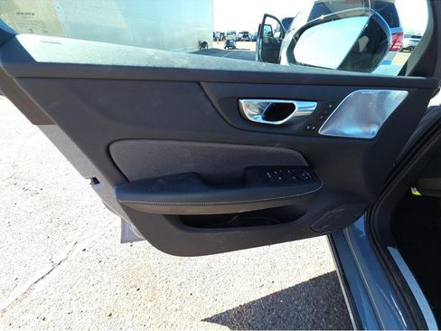 Used 2024 Volvo V60 T8 Polestar image 12