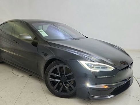 Used 2021 Tesla Model S Plaid image 1