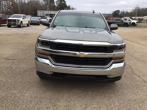Used 2017 Chevrolet Silverado 1500 LT w/ Trailering Package image 6