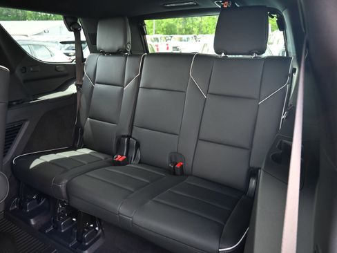 Used 2026 Cadillac Escalade Sport w/ LPO, ONYX Package AWD/4WD image 30