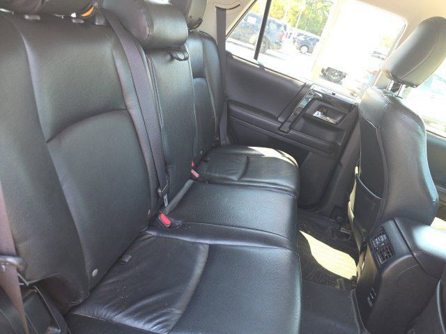 Used 2017 Toyota 4Runner TRD Off-Road AWD/4WD image 12