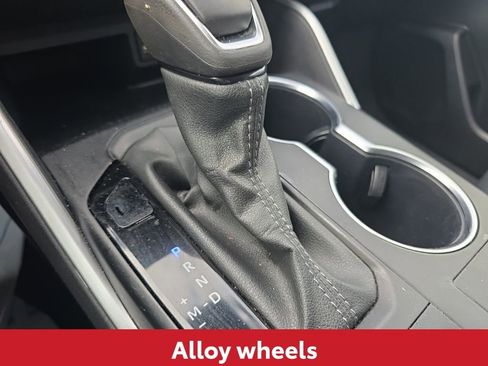 Used 2024 Toyota Highlander XLE image 31