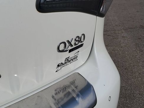 Used 2017 INFINITI QX80 Limited w/ All Season Package AWD/4WD image 35