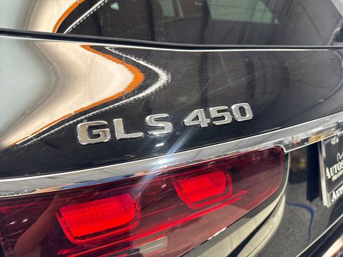 Used 2025 Mercedes-Benz GLS 450 4MATIC image 23