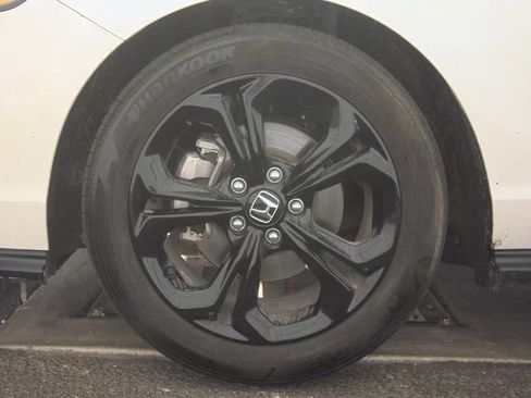Used 2025 Honda Accord SE image 4