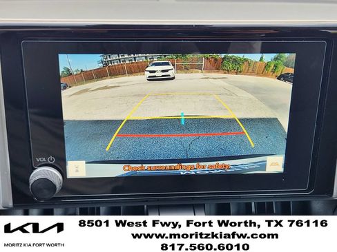 Used 2025 Toyota RAV4 LE AWD/4WD image 17