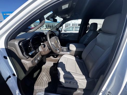 Used 2024 Chevrolet Silverado 1500 LTZ image 7