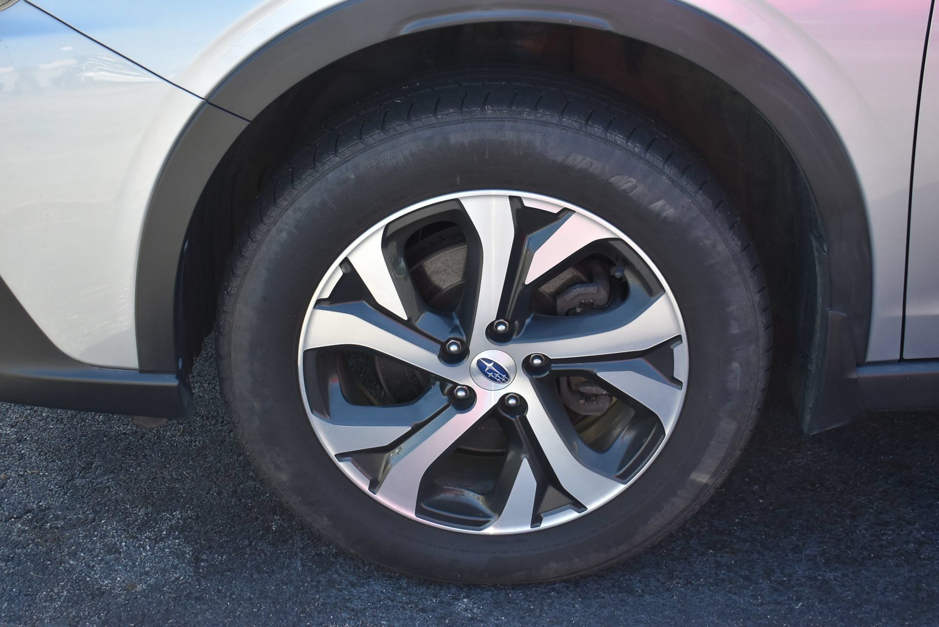Used 2020 Subaru Outback Limited w/ Popular Package #2 AWD/4WD image 10