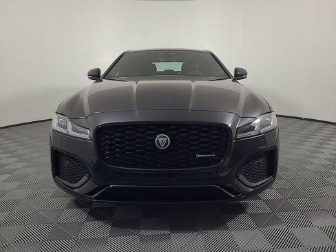 Used 2024 Jaguar XF R-Dynamic SE image 3