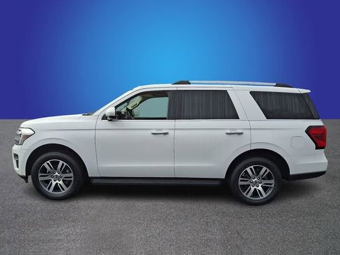 Used 2024 Ford Expedition Limited image 7