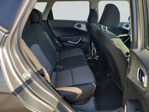 Used 2023 Kia Soul LX w/ Option Group 015 FWD image 31