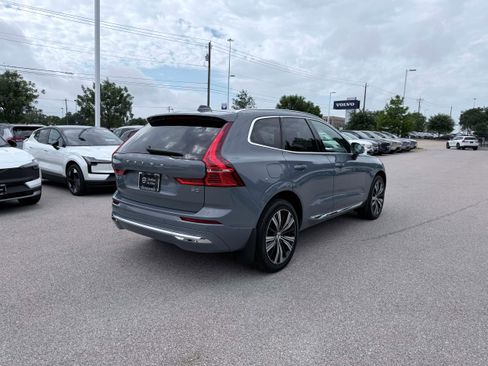 Certified 2023 Volvo XC60 B5 Plus w/ Climate Package FWD image 6