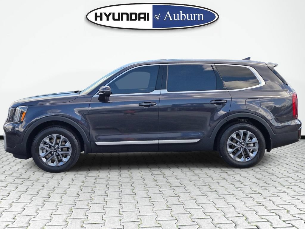 Used 2025 Kia Telluride LX FWD image 10