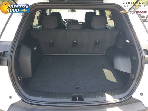 Certified 2025 Chevrolet Equinox LT AWD/4WD image 8