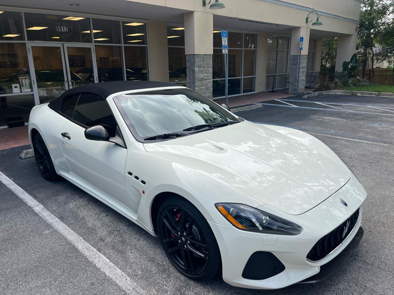 Used 2018 Maserati GranTurismo MC RWD image 20