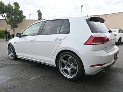 Used 2019 Volkswagen Golf R 4-Door image 7