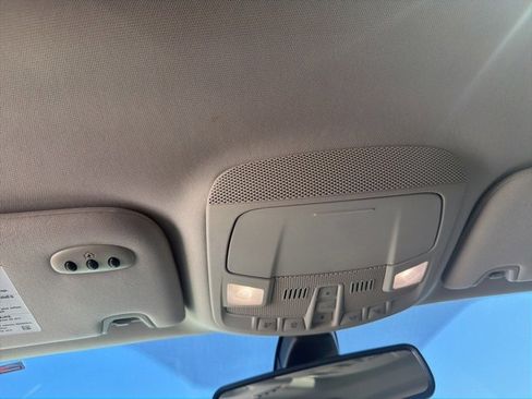 Used 2018 Ford Fusion Platinum image 18