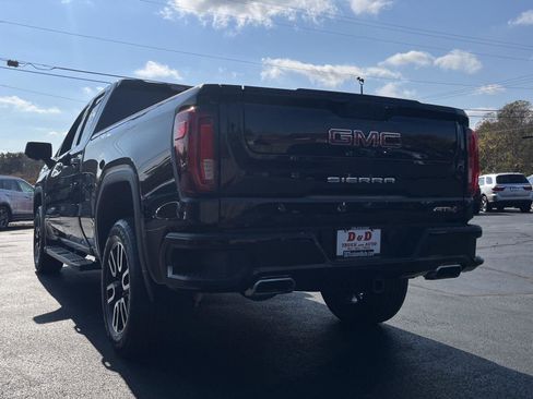 Used 2019 GMC Sierra 1500 AT4 w/ AT4 Premium Package image 3