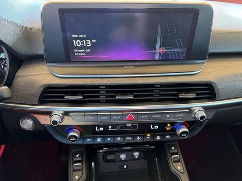 Used 2022 Kia Telluride EX w/ EX Premium Package image 13