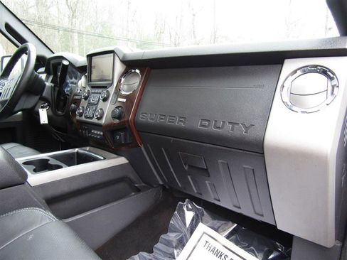 Used 2016 Ford F250 Lariat w/ Chrome Package image 36